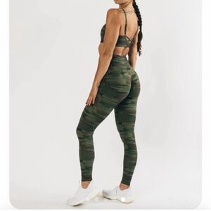 Alphalete Olive Green Canvas Camo Surface Power Workout Legging Size Small